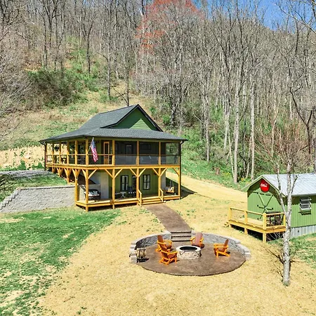 Serene Canton Vacation Rental With Mountain Views
